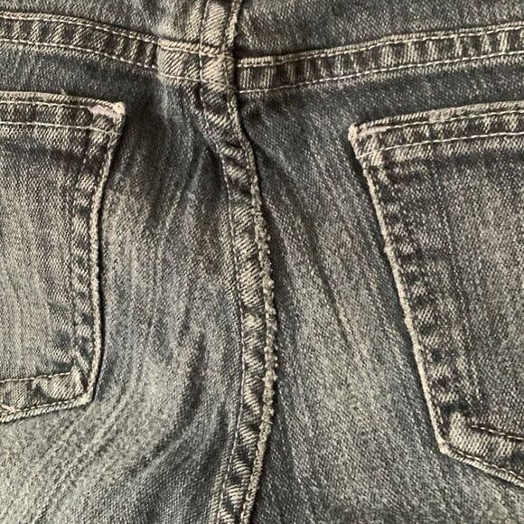 Pre Owned Women’s Gap Maternity Original Long and Lean Jeans Sz 2 Reg Comfort - Picture 3 of 15